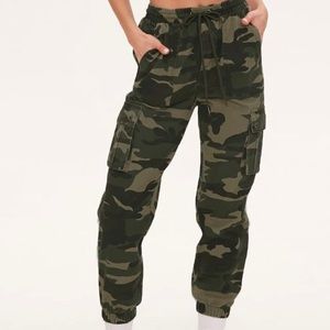 F21 Camo Pants/Joggers